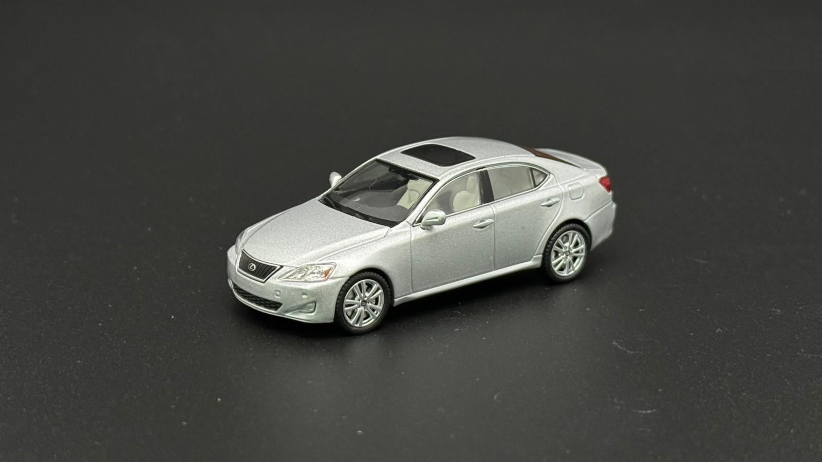 Jackiekim 1/64 Lexus IS350 – Sekimura Workshop
